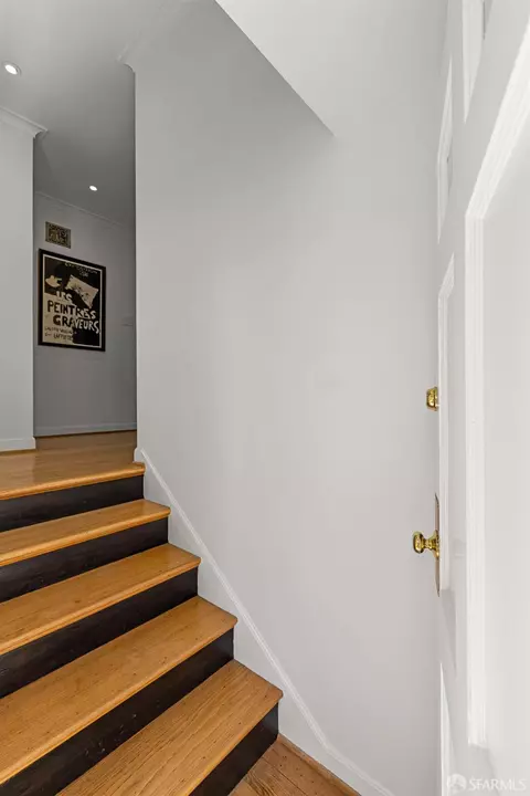 126 Scott St, San Francisco, CA 94117 photo 4