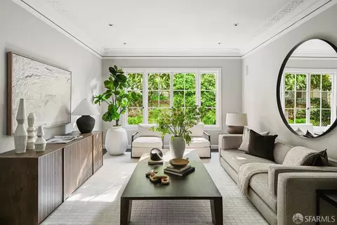 2340 Larkin St #2, San Francisco, CA 94109