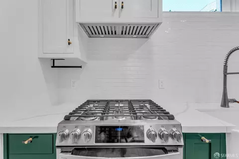 2569 Post St, San Francisco, CA 94115 photo 17
