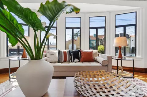 Living - 682 37th Ave, San Francisco, CA 94121 photo 7 of 8