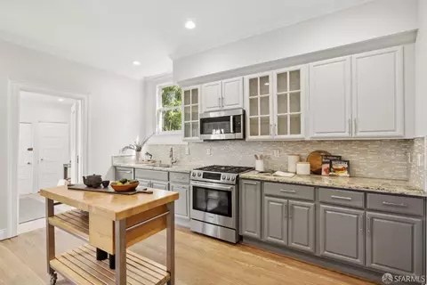 2440 Clay St, San Francisco, CA 94115 photo 11