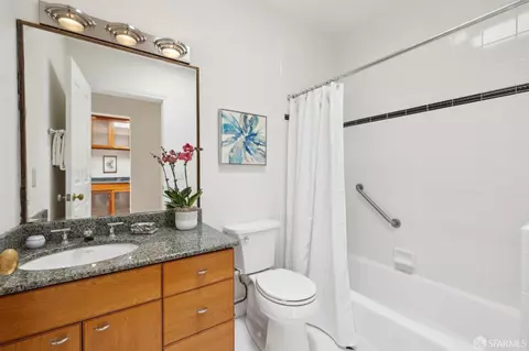 Bath - 8 Milton St, San Francisco, CA 94112 photo 1 of 5