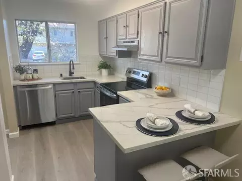 622 Hilton St, Redwood City, CA 94063