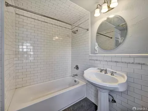 Bath - 428 C St, Hayward, CA 94541 photo 4 of 4