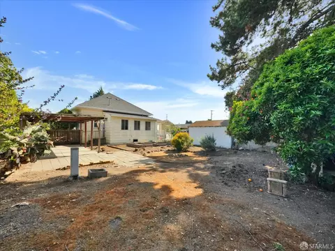 Exterior - 428 C St, Hayward, CA 94541 photo 9 of 12