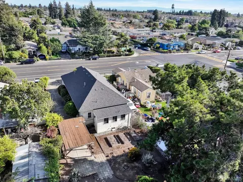 View/Area - 428 C St, Hayward, CA 94541 photo 6 of 10