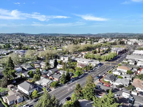 View/Area - 428 C St, Hayward, CA 94541 photo 9 of 10