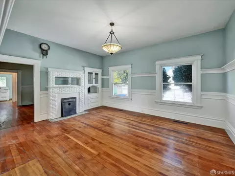 Living - 428 C St, Hayward, CA 94541 photo 7 of 9