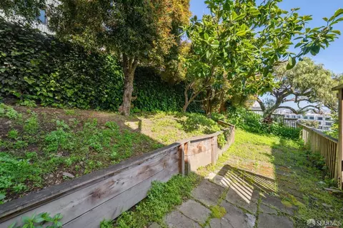 Exterior - 740 Francisco St, San Francisco, CA 94133 photo 1 of 2