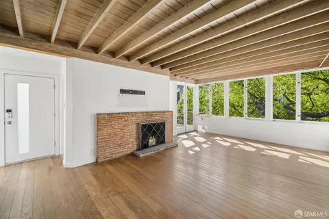 Living - 740 Francisco St, San Francisco, CA 94133 photo 4 of 4