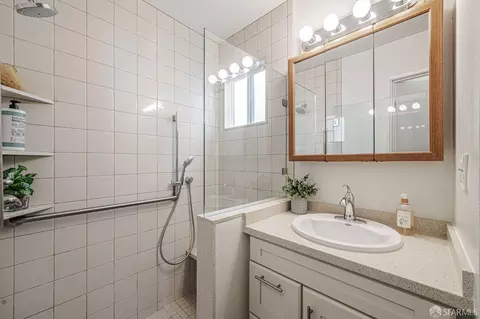 Bath - 16 Joost Ave, San Francisco, CA 94131 photo 1 of 3