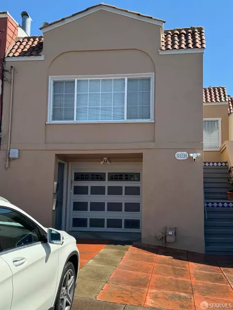 2230 20th Ave, San Francisco, CA 94116