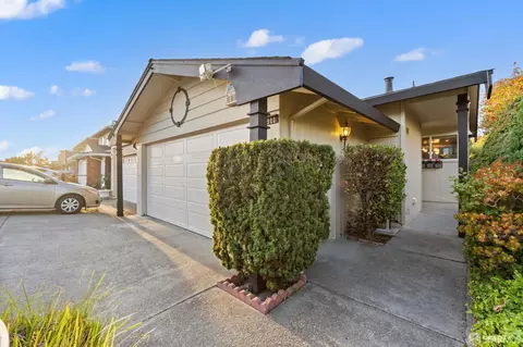 Other - 2811 Bayview Dr, Alameda, CA 94501 photo 2 of 7