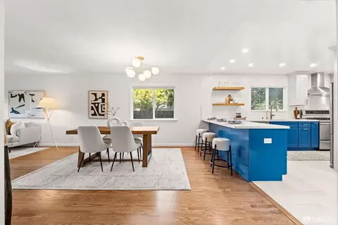 2811 Bayview Dr, Alameda, CA 94501