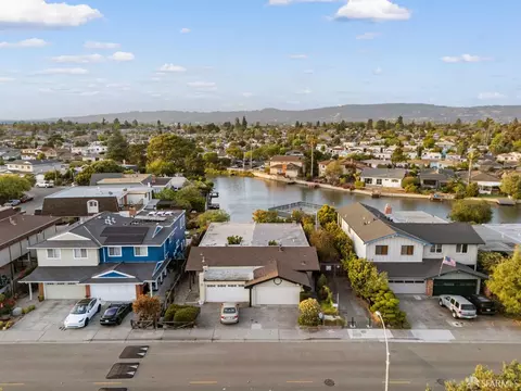 View/Area - 2811 Bayview Dr, Alameda, CA 94501 photo 1 of 9