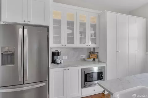 Kitchen - 148 Hancock St, San Francisco, CA 94114 photo 4 of 6