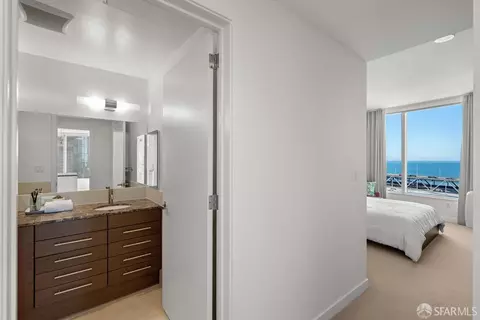 301 Main St #24F, San Francisco, CA 94105 photo 18