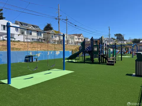 45 Minerva St, San Francisco, CA 94112 photo 9