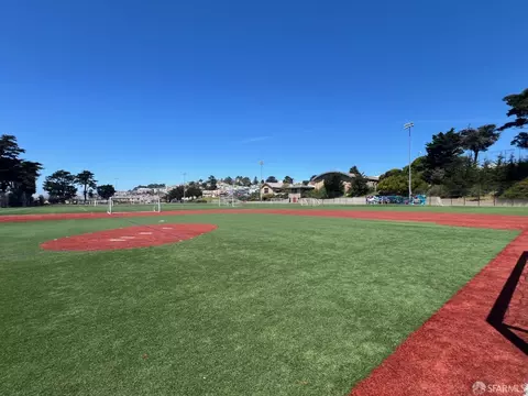 45 Minerva St, San Francisco, CA 94112 photo 8