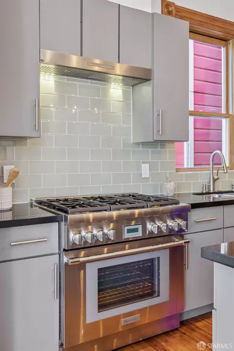 Kitchen - 2538 Bryant St, San Francisco, CA 94110 photo 5 of 7