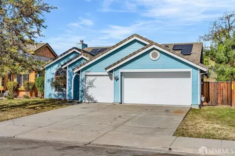 4020 Folsom Dr, Antioch, CA 94531