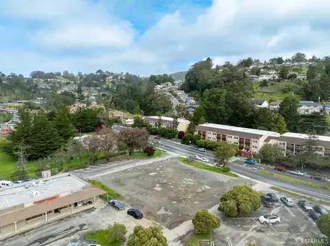 1055 Terra Nova Blvd, Pacifica, CA 94044 photo 7