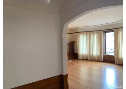 146 Capistrano Ave, San Francisco, CA 94112 photo 4
