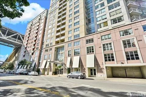 Exterior - 400 Beale St #2202, San Francisco, CA 94105 photo 2 of 4