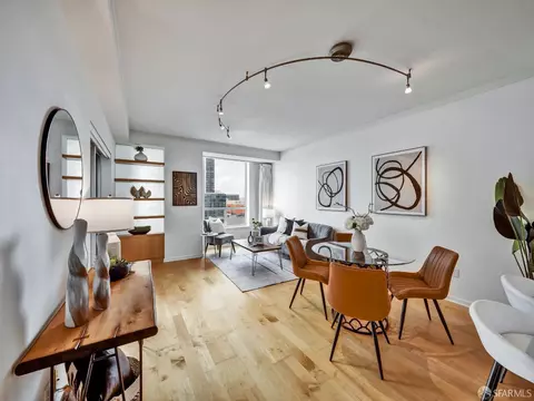 Dining - 400 Beale St #2202, San Francisco, CA 94105 photo 1 of 2