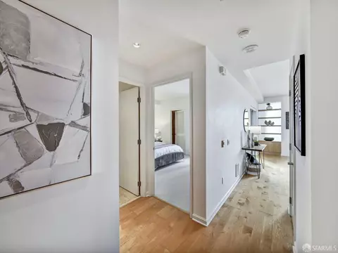 Entry Way - 400 Beale St #2202, San Francisco, CA 94105 photo 1 of 2