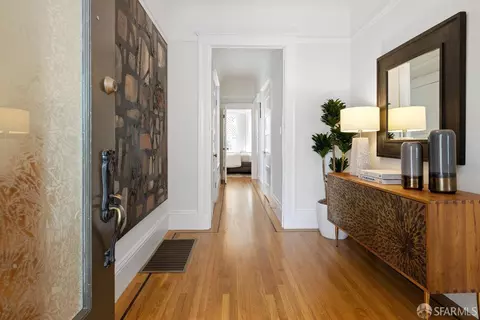 Entry Way - 24 White St, San Francisco, CA 94109 photo 2 of 3