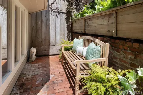 Exterior - 24 White St, San Francisco, CA 94109 photo 4 of 8