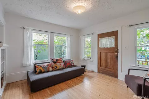 Entry Way - 2314 Edwards St, Berkeley, CA 94702 photo 1 of 2