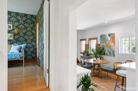 Entry Way - 2445 Encinal Ave, Alameda, CA 94501 photo 2 of 3