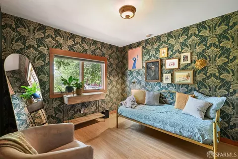 Bedroom - 2445 Encinal Ave, Alameda, CA 94501 photo 4 of 7