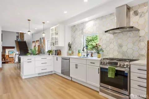 Kitchen - 2445 Encinal Ave, Alameda, CA 94501 photo 2 of 5