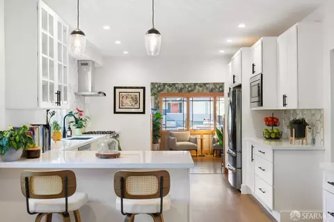 Kitchen - 2445 Encinal Ave, Alameda, CA 94501 photo 3 of 5