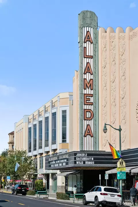 Exterior - 2445 Encinal Ave, Alameda, CA 94501 photo 16 of 17