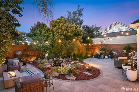 Exterior - 2445 Encinal Ave, Alameda, CA 94501 photo 12 of 17