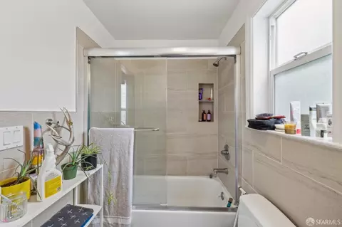 Bath - 2721 Harrison St, San Francisco, CA 94110 photo 5 of 5
