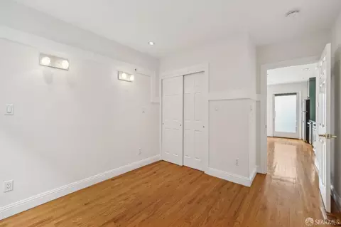 Bedroom - 2721 Harrison St, San Francisco, CA 94110 photo 1 of 1