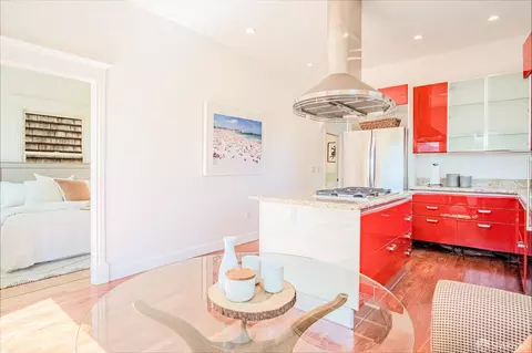 Kitchen - 39 Romain St, San Francisco, CA 94114 photo 3 of 4