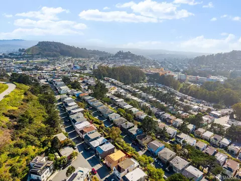View/Area - 63 Knollview Way, San Francisco, CA 94131 photo 5 of 11