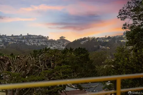 View/Area - 63 Knollview Way, San Francisco, CA 94131 photo 10 of 11