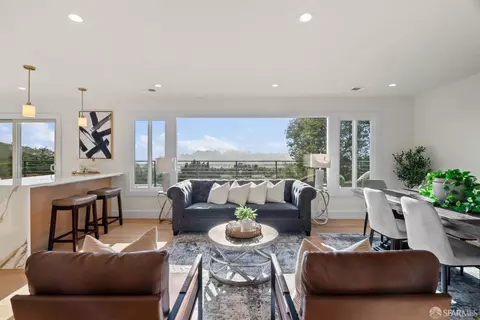 Living - 63 Knollview Way, San Francisco, CA 94131 photo 2 of 5