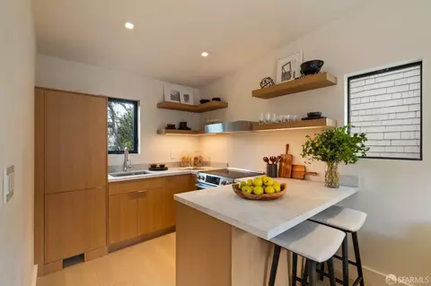 Kitchen - 47 Worth St, San Francisco, CA 94114 photo 6 of 8