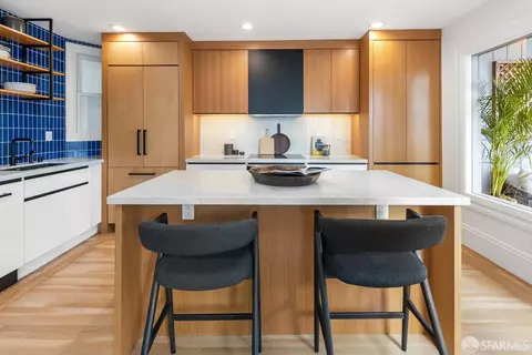 2152 Market St #B, San Francisco, CA 94114
