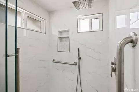 Bath - 1493 Gilbert Pl, Fremont, CA 94536 photo 2 of 4