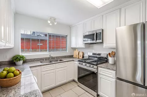 324 S 15th St, Richmond, CA 94804