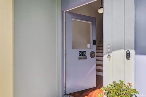 Entry Way - 338 Scott St, San Francisco, CA 94117 photo 4 of 6